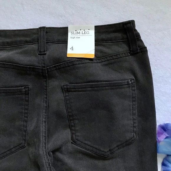 Style & Co. NWT Dark Grey Slim Leg Jeans Women 4 - Picture 10 of 13